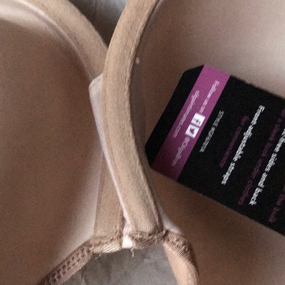 NWT Olga 212 No Side Effects Underwire Contour Bra Nude 40C - Picture 8 of 8